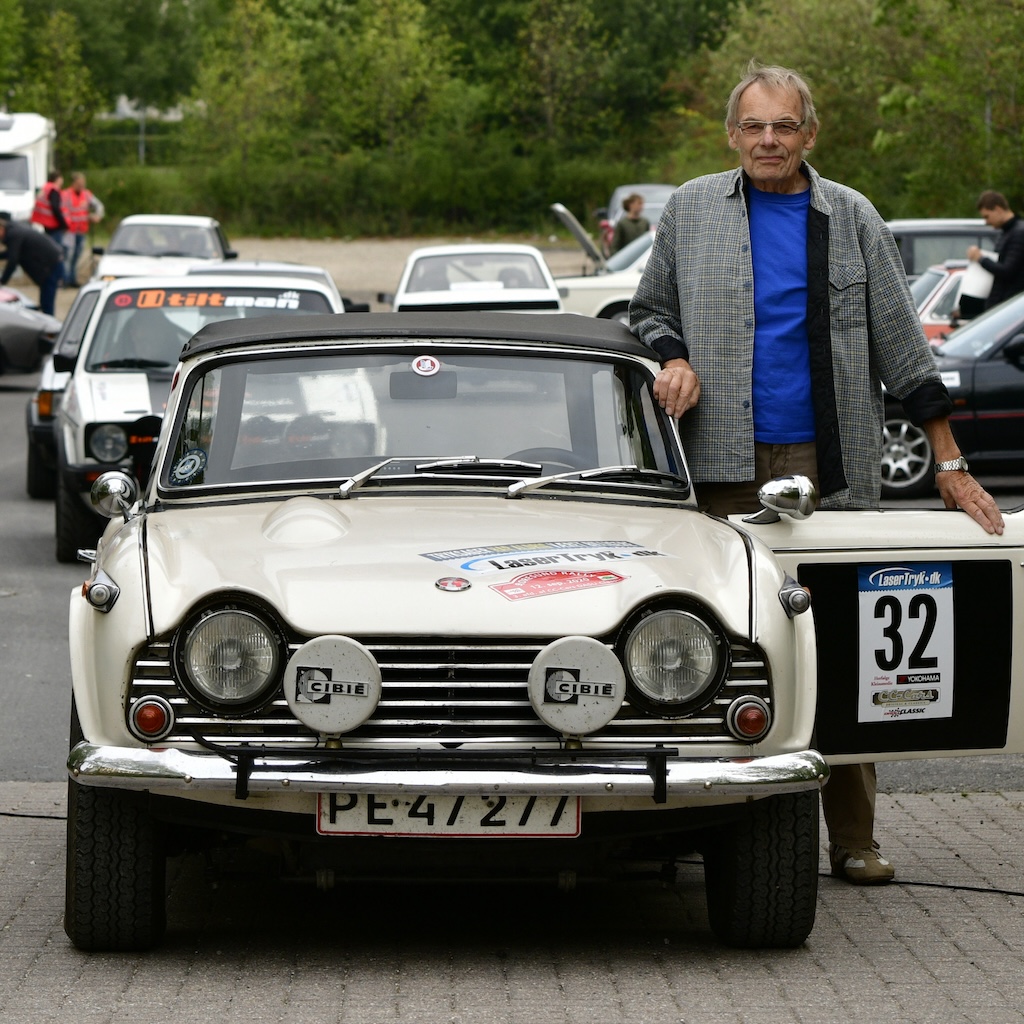 Lars Hjorth fra Dianalund har vundet Oresund Rally tre gange tidligere med sin Triumph TR4A fra 1966.
(Foto: Intercom)